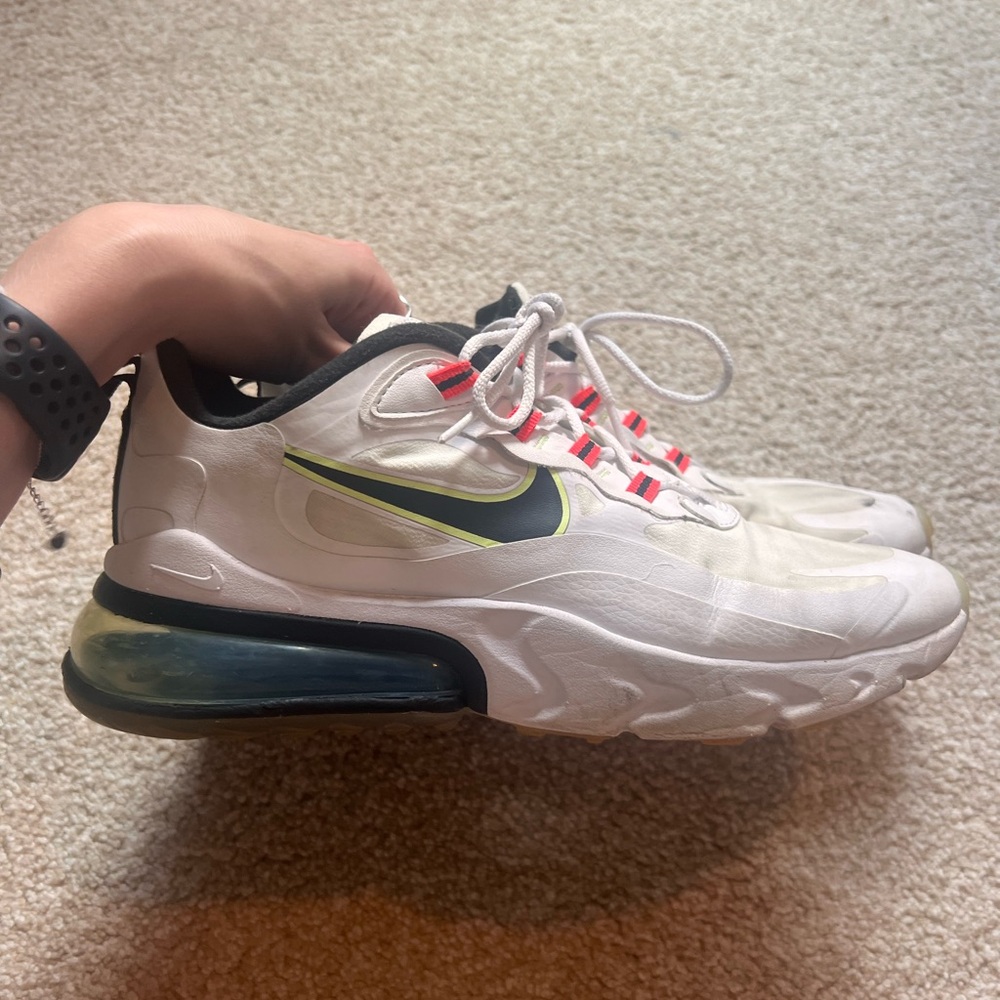 nike airmax 270 react